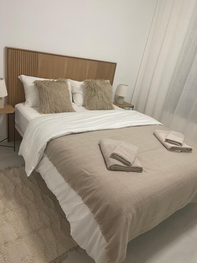 Vanian Gardens Apartment -Stella เอสเตโปนา ภายนอก รูปภาพ